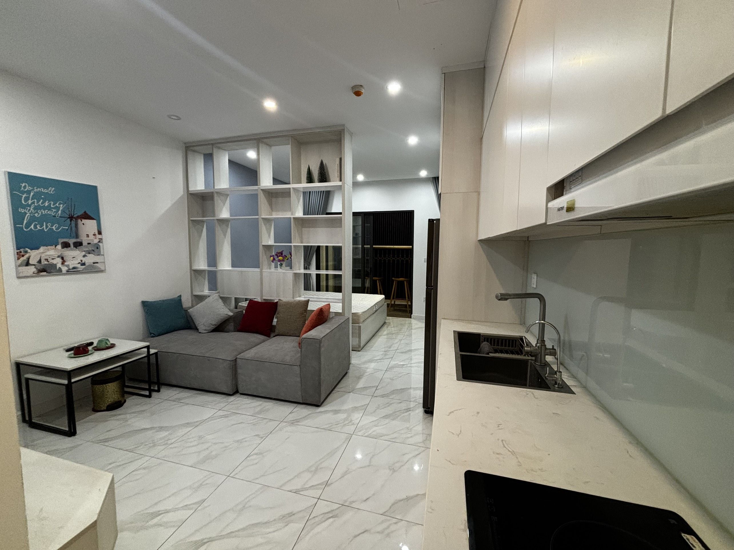 Chính chủ bán căn hộ Studio 33m2 tầng cao view Hồ Tây tòa E1 D'. El Dorado