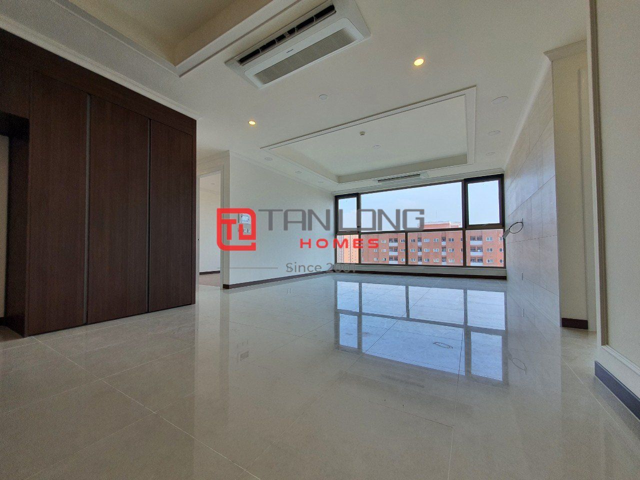 Cho thuê căn 4PN/177m2 nguyên bản, view hồ bơi tại 902 Starlake giá tốt nhất hiện nay!